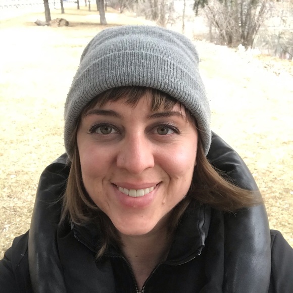 Meet your Posher, Ashley - Picture 1 of 1